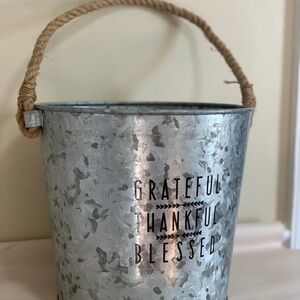Handcrafted Galvanized Metal Bucket Grateful Thankful Blessed Farmhouse Decor 12